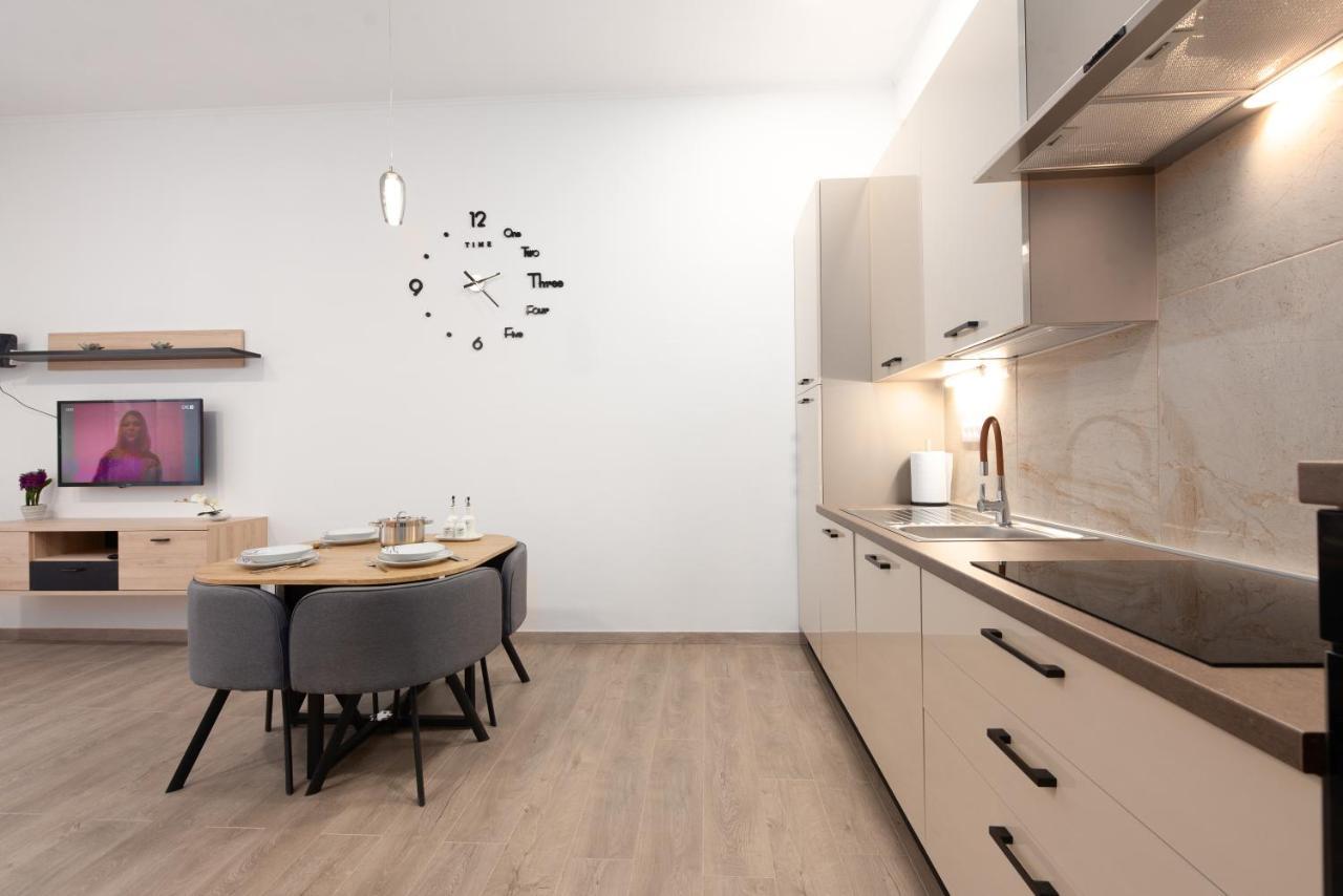 Apartman Cezar Appartement Rijeka Buitenkant foto
