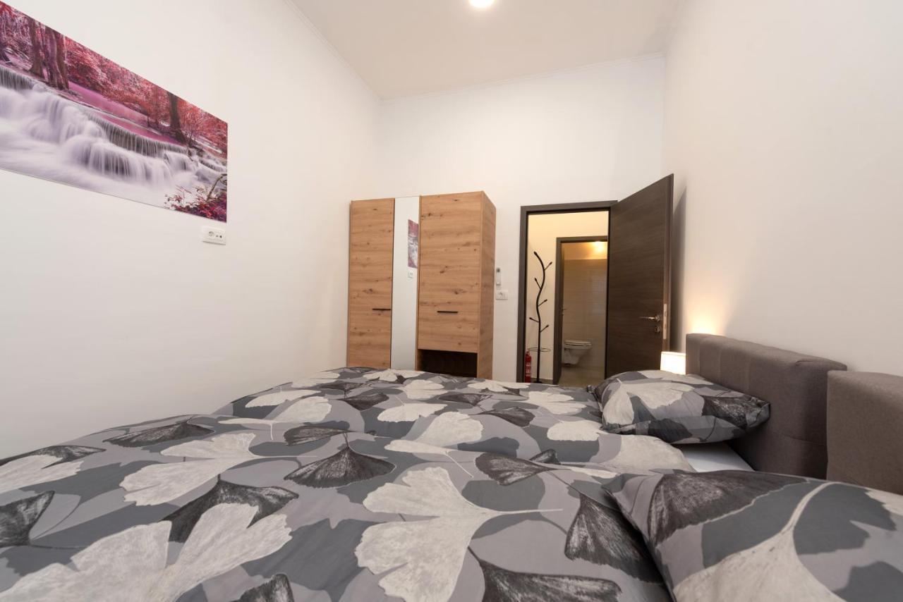 Apartman Cezar Appartement Rijeka Buitenkant foto